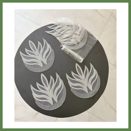 HOBİBAHÇEM 6 lı Dantel Kahve Sunumluğu 15x15 cm Asorti Desenli Dekoratif Bardak Altlığı HB006