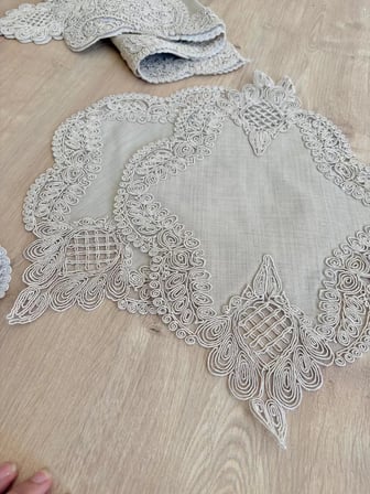 HOBİBAHÇEM Salon Takımı Çeyizlik Krem Runner Set 5 Parça Keten Masa Örtüsü Runneri Gerdan HB006