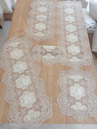 HOBİBAHÇEM Salon Takımı Çeyizlik Krem Runner Set 5 Parça Keten Ranır Masa Konsol Sehpa Örtüsü Orkide HB006