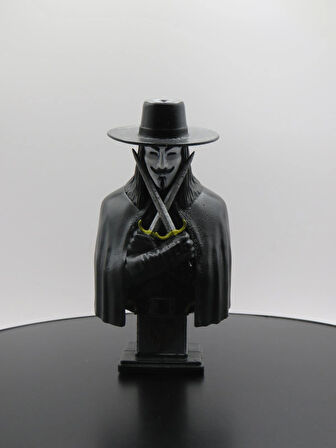 V for Vendetta Maskeli Büst – Detaylı Koleksiyon Figürü (3D Baskı Reçine Heykel)