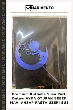 Premium Kutlama Süsü Parti Detayı AYDA OTURAN BEBEK MAVİ AHŞAP PASTA ÜZERİ SÜS