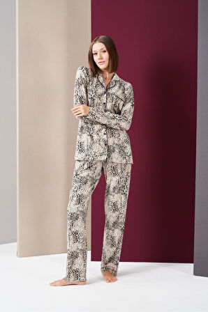 Pjs 26021 Kadın Önden Düğmeli Patlı Leopar Desenli Uzun Kollu Pijama Takım