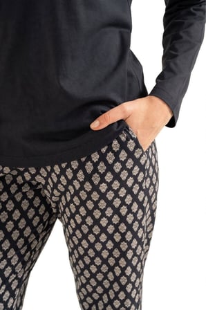 Arnetta Kadın Premium Modal Pamuklu Nakışlı Düğmeli Yaka Uzun Kollu Pijama Takım