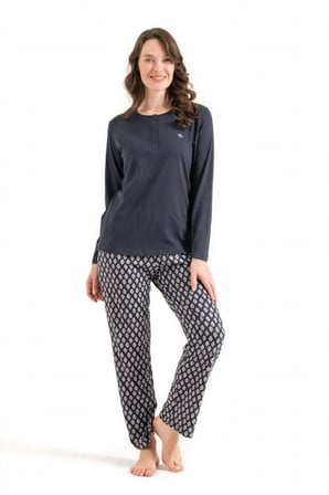 Arnetta Kadın Premium Modal Pamuklu Nakışlı Düğmeli Yaka Uzun Kollu Pijama Takım