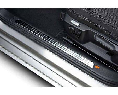 Passat B8 İç Kapı Eşiği Krom 4 Parça SD 2015 - 2019 Arası Modeller İçin