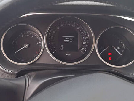 Kadran Çerçevesi Krom Extra Kalite 3 Parça Megane-4 SD 2016 Ve Sonrası Modeller İçin