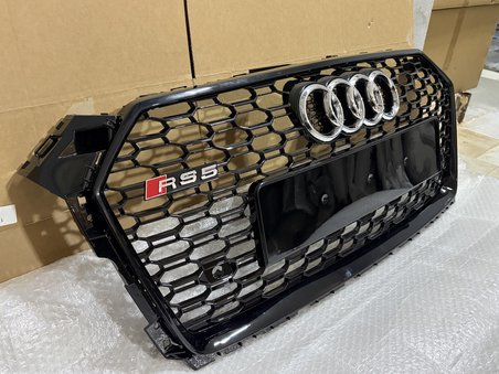 Audi A5 Rs5 Ön Panjur Piano Black 2017-2019 Arası Uyumlu