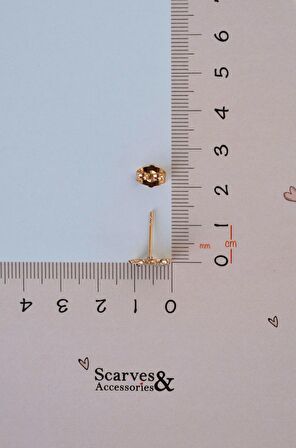 Zirkon Taşlı Yavru Zürafa Kıkırdak Küpesi Helix Lob