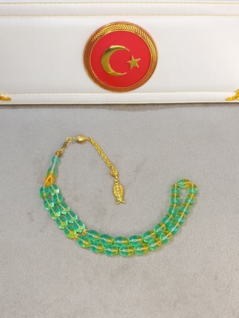 UÇAK CAMI TESBİH SARI YEŞİL RENKLİ