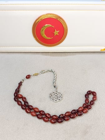BEYZI KESİM SIKMA KEHRİBAR TESBİH