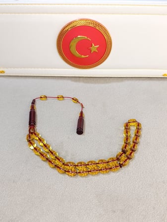 EMİNE REŞVANİ ATEŞ KEHRİBAR TESBİH SARI RENK