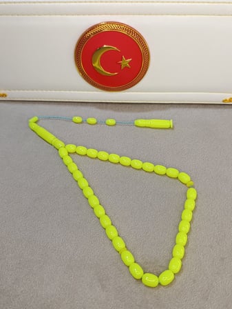 NEON YEŞİL UÇAK CAMI TESBİH