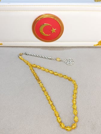 ALTIN VARAKLI UÇAK CAMI TESBİH BEYZİ KESİM 