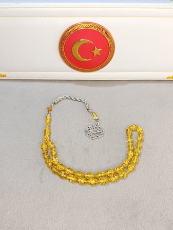 ALTIN VARAKLI UÇAK CAMI TESBİH BEYZİ KESİM 