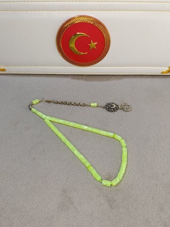 ALMAN BAKALİT TESBİH NEON SARI RENKLİ 