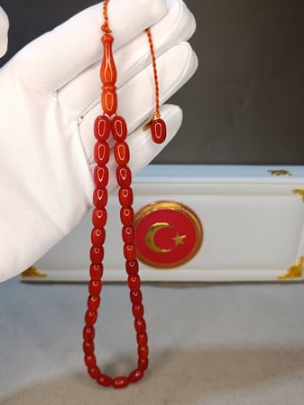 YAĞ GİBİ ÇEKİMLİ SIKMA KEHRİBAR TESBİH