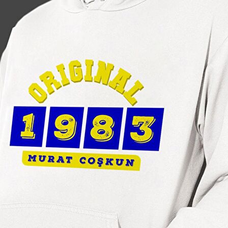 Kişiye Özel Sarı Lacivert İsim Tarih Baskılı Cepli, Kapşonlu Beyaz Unisex Sweatshirt HK2371