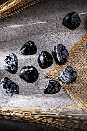 Sertifikalı Karlı Obsidyen Taşı Doğal Taş Kütle Parça