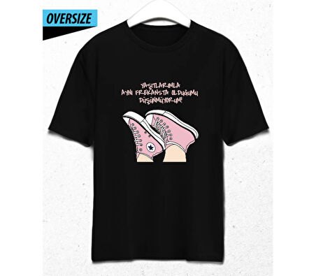 Farklı Frekans Oversize T-Shirt – Tarzı da Düşüncesi de Özgün Siyah