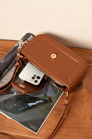 Kadın Şık Tasarımlı Omuzdan Asmalı Ayarlanabilir Kaliteli İşçilikli Çanta