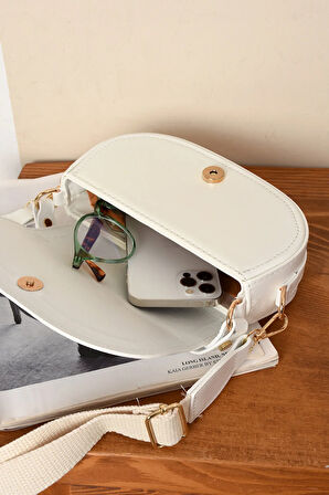 Kadın Omuz Ve El Çantası Sade Şık Tasaramlı Kaliteli Temiz İşçilik Çanta