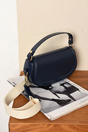 Kadın Omuz Ve El Çantası Sade Şık Tasaramlı Kaliteli Temiz İşçilik Çanta