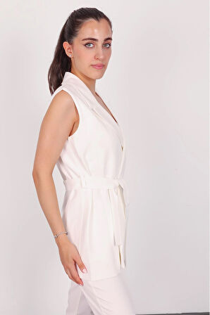 Kadın Beyaz Kolsuz Kuşaklı Yelek