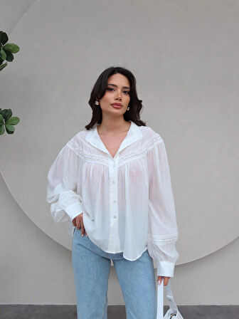 Beyaz Dantel Detaylı Oversize Gömlek