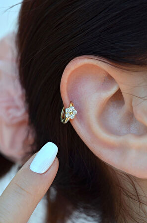 Zirkon Taşlı Çiçek Helix Piercing Tragus Çiçekli Kıkırdak Lob Küpesi Tek Adet