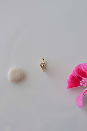 Zirkon Taşlı Çiçek Helix Piercing Tragus Çiçekli Kıkırdak Lob Küpesi Tek Adet