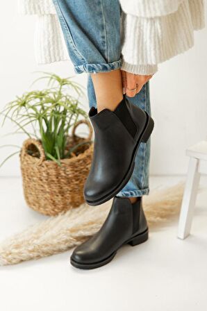 Hareket Store Kenar Lastikli Kadın Bot