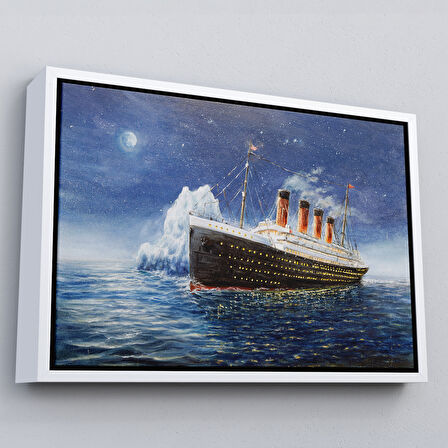 Beyaz Çerçeveli Titanik Gece Manzarası Duvar Tablosu