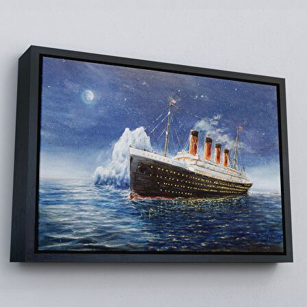 Beyaz Çerçeveli Titanik Gece Manzarası Duvar Tablosu