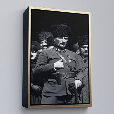 Beyaz Çerçeveli Atatürk Portre Tablosu Mustafa Kemal Atatürk Dikdörtgen Dekoratif Kanvas Tablo
