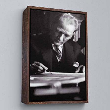 Siyah Çerçeveli Atatürk Portre Tablosu Mustafa Kemal Atatürk Dikdörtgen Dekoratif Kanvas Tablo