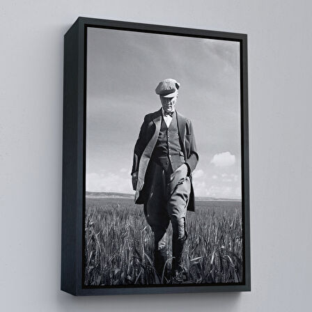 Altın Çerçeveli Atatürk Portre Tablosu Mustafa Kemal Atatürk Dikdörtgen Dekoratif Kanvas Tablo