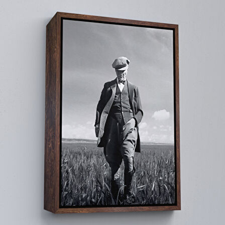 Altın Çerçeveli Atatürk Portre Tablosu Mustafa Kemal Atatürk Dikdörtgen Dekoratif Kanvas Tablo