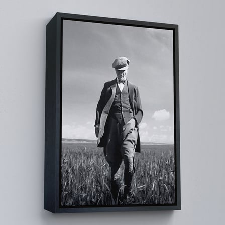 Beyaz Çerçeveli Atatürk Portre Tablosu Mustafa Kemal Atatürk Dikdörtgen Dekoratif Kanvas Tablo