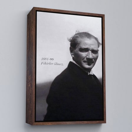 Kahverengi Çerçeveli Atatürk Portre Tablosu Mustafa Kemal Atatürk Dikdörtgen Dekoratif Kanvas Tablo