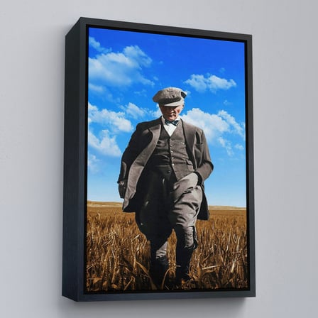 Beyaz Çerçeveli Atatürk Portre Tablosu Mustafa Kemal Atatürk Dikdörtgen Dekoratif Kanvas Tablo