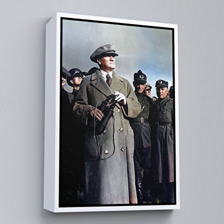 Altın Çerçeveli Atatürk Portre Tablosu Mustafa Kemal Atatürk Dikdörtgen Dekoratif Kanvas Tablo