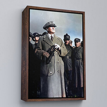 Altın Çerçeveli Atatürk Portre Tablosu Mustafa Kemal Atatürk Dikdörtgen Dekoratif Kanvas Tablo