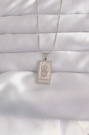 316L Çelik Gümüş Renk Pembe Mineli El Figür Tarot Kolye 5886