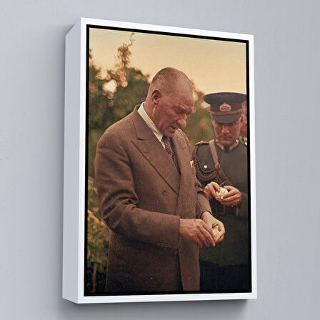 Beyaz Çerçeveli Atatürk Portre Tablosu Mustafa Kemal Atatürk Dikdörtgen Dekoratif Kanvas Tablo