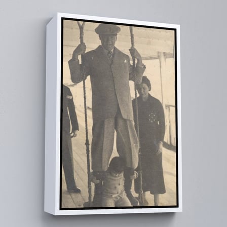 Beyaz Çerçeveli Atatürk Portre Tablosu Mustafa Kemal Atatürk Dikdörtgen Dekoratif Kanvas Tablo