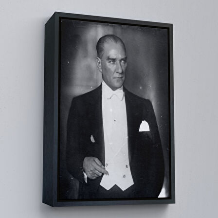Altın Çerçeveli Atatürk Portre Tablosu Mustafa Kemal Atatürk Dikdörtgen Dekoratif Kanvas Tablo