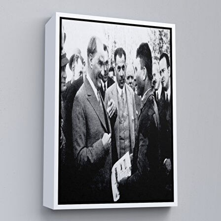 Siyah Çerçeveli Atatürk Portre Tablosu Mustafa Kemal Atatürk Dikdörtgen Dekoratif Kanvas Tablo