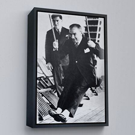 Beyaz Çerçeveli Atatürk Portre Tablosu Mustafa Kemal Atatürk Dikdörtgen Dekoratif Kanvas Tablo