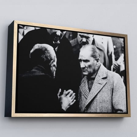 Beyaz Çerçeveli Atatürk Portre Tablosu Mustafa Kemal Atatürk Dikdörtgen Dekoratif Kanvas Tablo