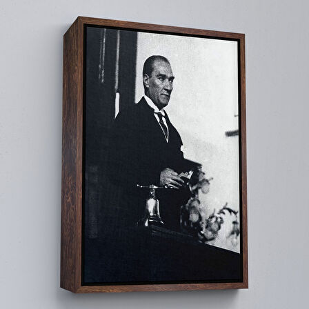 Beyaz Çerçeveli Atatürk Portre Tablosu Mustafa Kemal Atatürk Dikdörtgen Dekoratif Kanvas Tablo